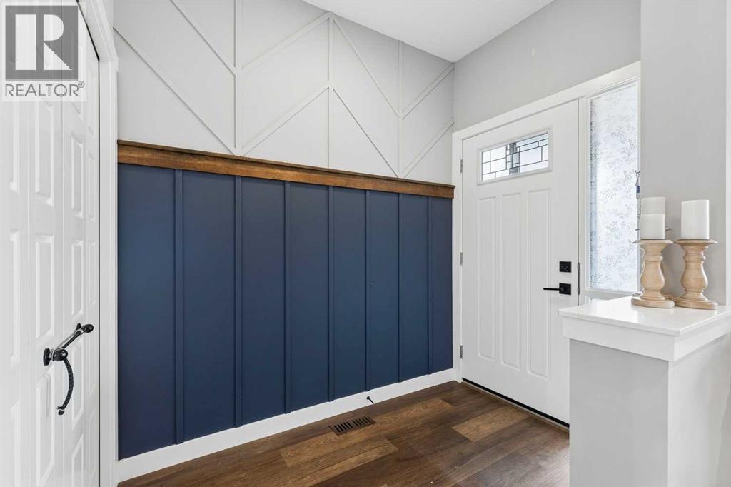 86 Hillcrest Close SW, Airdrie, Alberta  T4B 4T9 - Photo 5 - A2351142