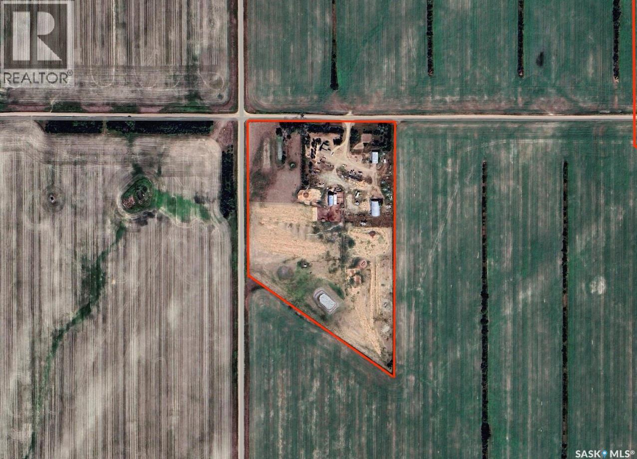 Jones Acreage, auvergne rm no. 76, Saskatchewan