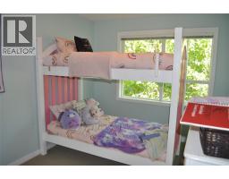 601 Boynton Place, Kelowna, British Columbia V1V 3B5 - Photo 12 - 10399708