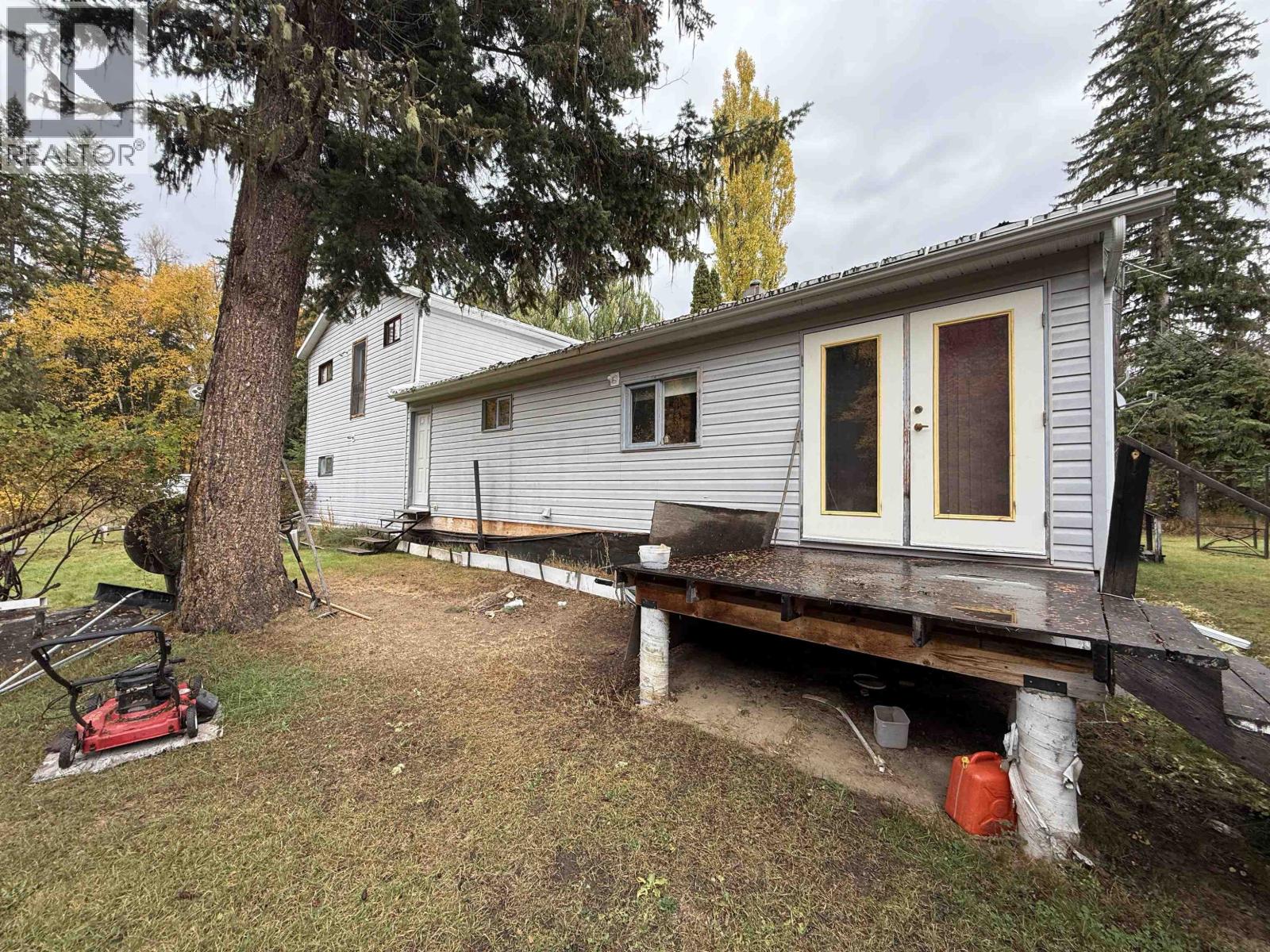2064 WEST FRASER ROAD