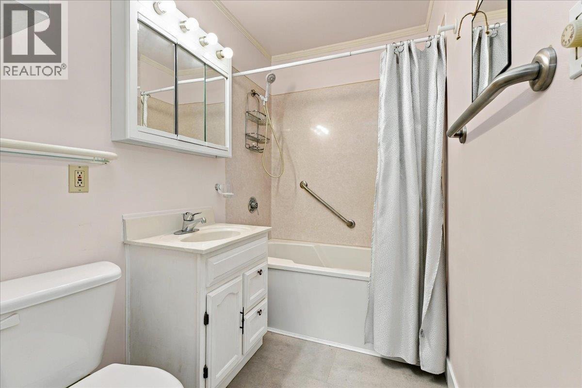 3040 Paisley Road, North Vancouver, British Columbia  V7R 1C8 - Photo 20 - R3174468