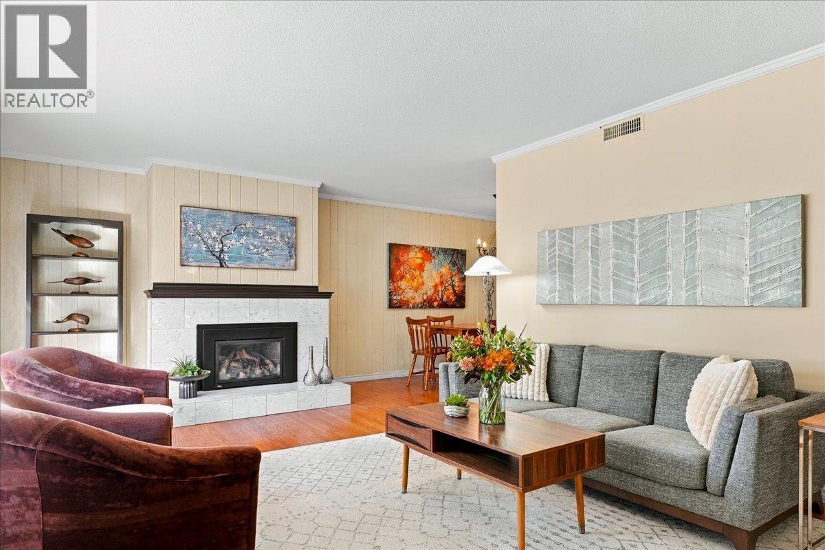 3040 Paisley Road, North Vancouver, British Columbia  V7R 1C8 - Photo 5 - R3174468