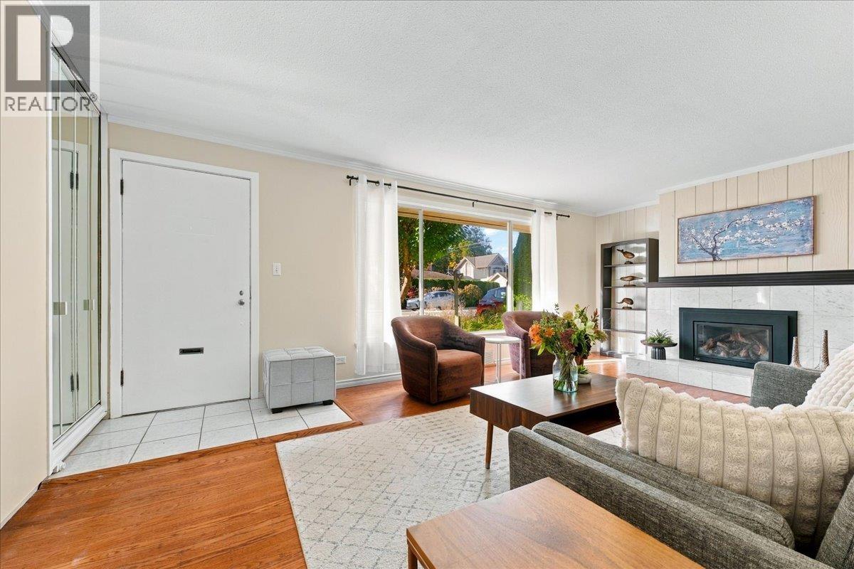 3040 Paisley Road, North Vancouver, British Columbia  V7R 1C8 - Photo 6 - R3174468
