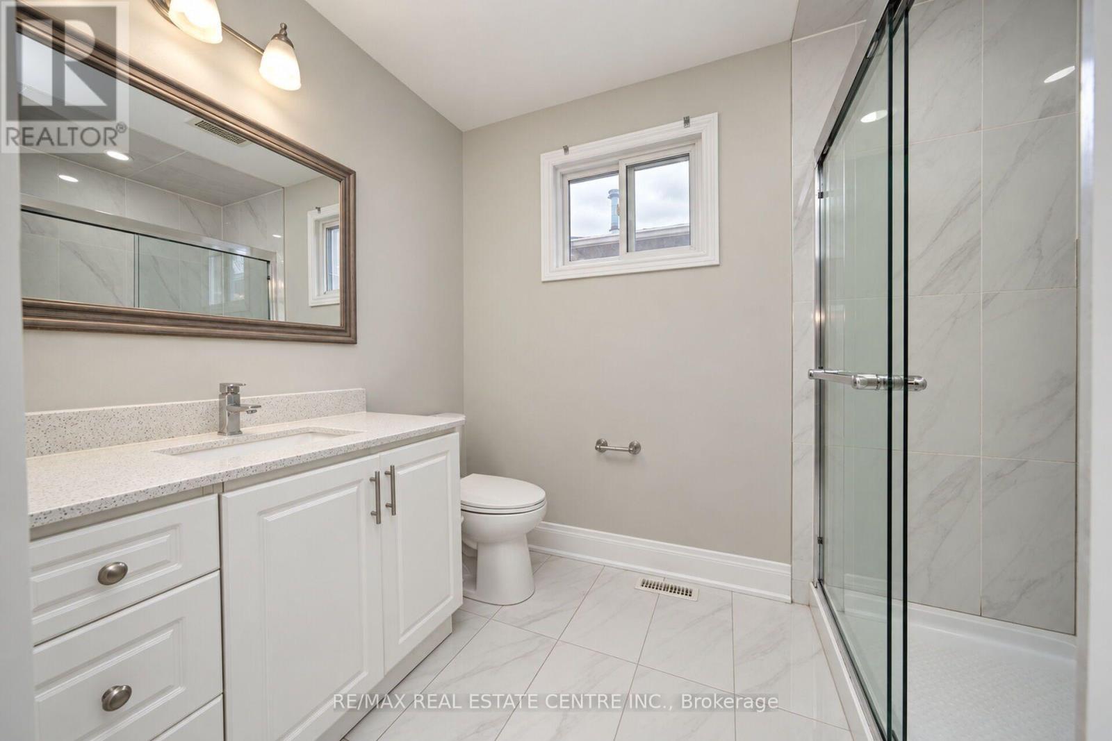 130 Martindale Crescent, Brampton, Ontario  L6X 2V1 - Photo 15 - W13886774