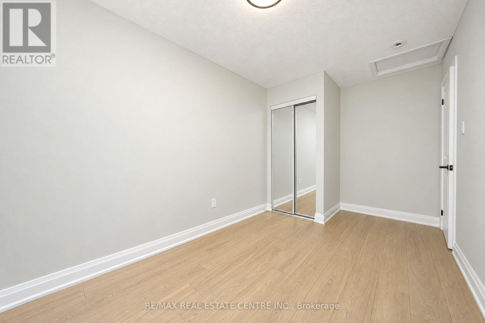 130 Martindale Crescent, Brampton, Ontario  L6X 2V1 - Photo 21 - W13886774