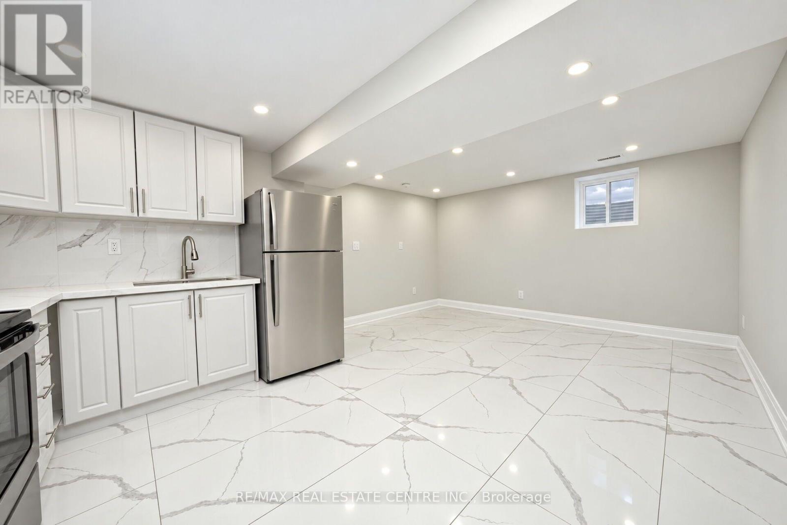 130 Martindale Crescent, Brampton, Ontario  L6X 2V1 - Photo 26 - W13886774