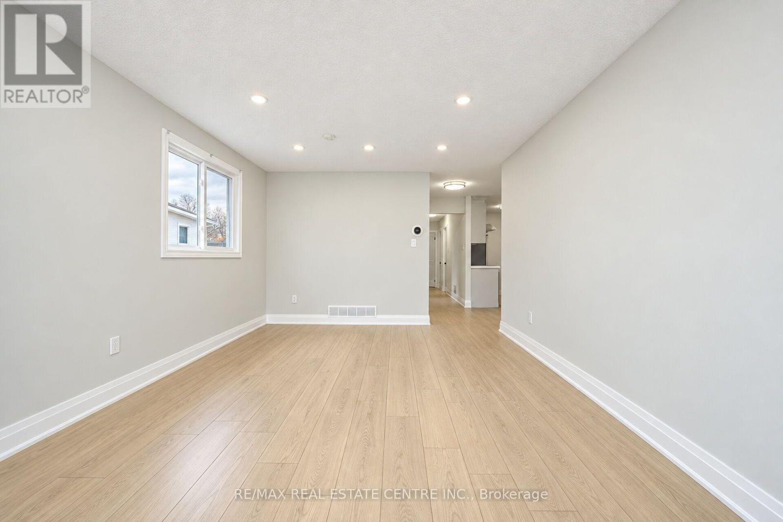 130 Martindale Crescent, Brampton, Ontario  L6X 2V1 - Photo 9 - W13886774
