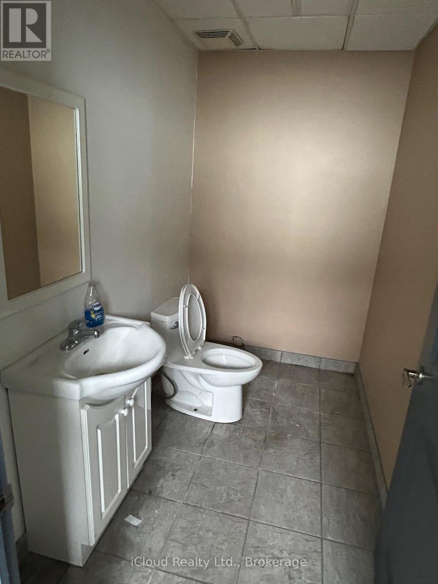 1258 Victoria Street N, Kitchener, Ontario N2B 3C9 - Photo 11 - X13883656