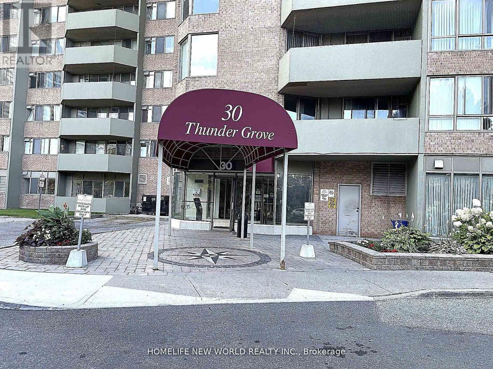 413 - 30 THUNDER GROVE, Toronto, Ontario