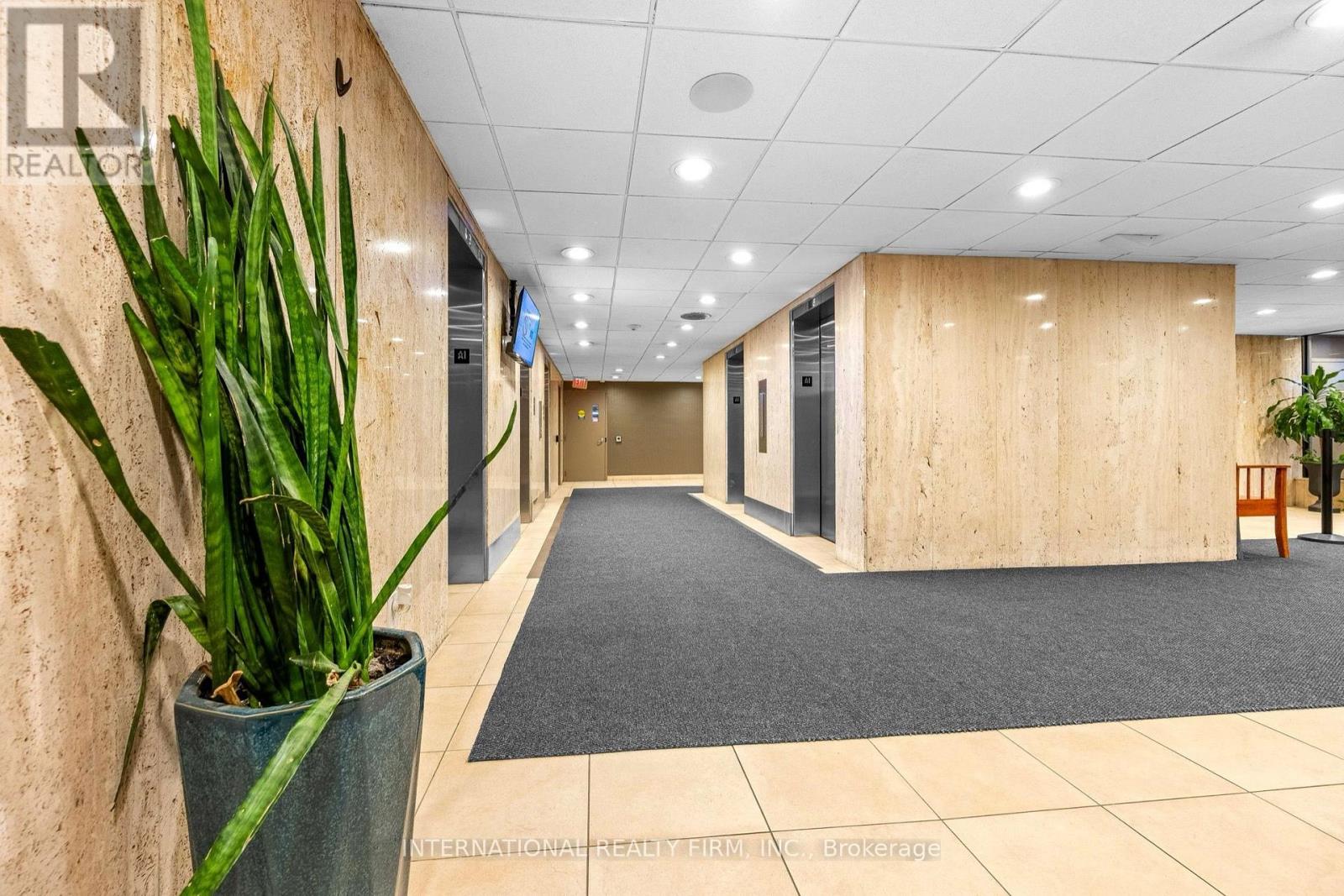 503 - 75 Emmett Avenue, Toronto, Ontario  M6M 5A7 - Photo 8 - W13716710