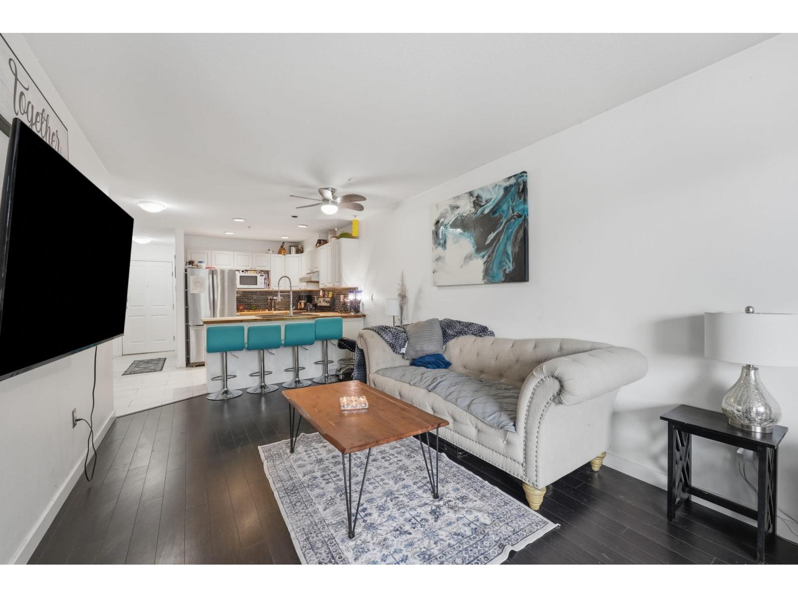 105 1153 Vidal Street, White Rock, British Columbia  V4B 3T4 - Photo 4 - R3174471