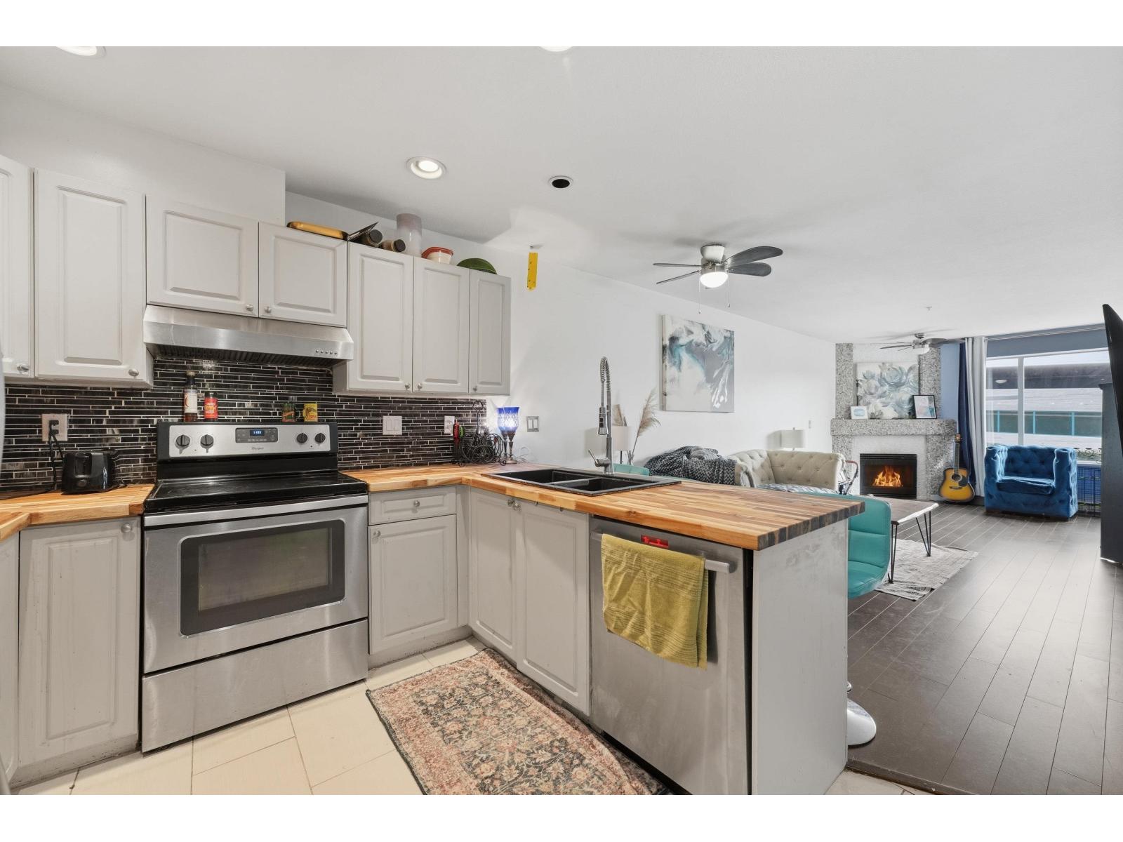 105 1153 Vidal Street, White Rock, British Columbia  V4B 3T4 - Photo 7 - R3174471
