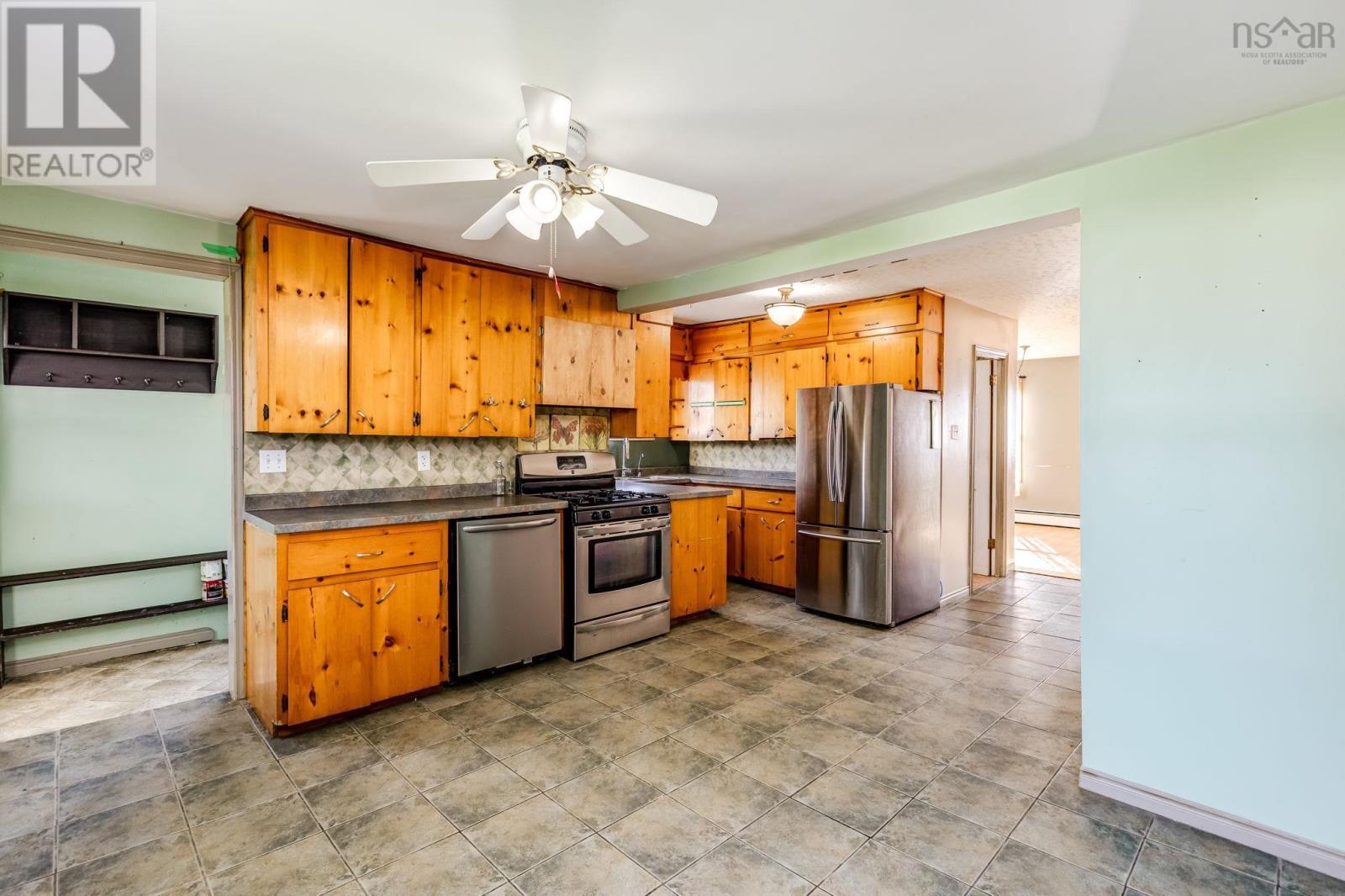 76 Poplar Street, Pictou, Nova Scotia  B0K 1H0 - Photo 14 - 202625691