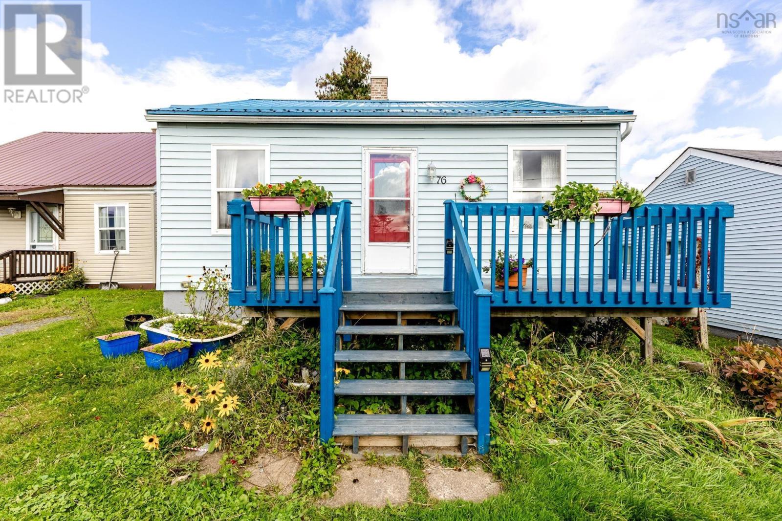 76 Poplar Street, Pictou, Nova Scotia  B0K 1H0 - Photo 1 - 202625691