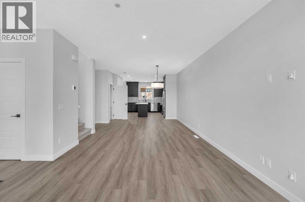 399 Hotchkiss Manor Se, Calgary, Alberta  T3S 0M9 - Photo 5 - A2350817