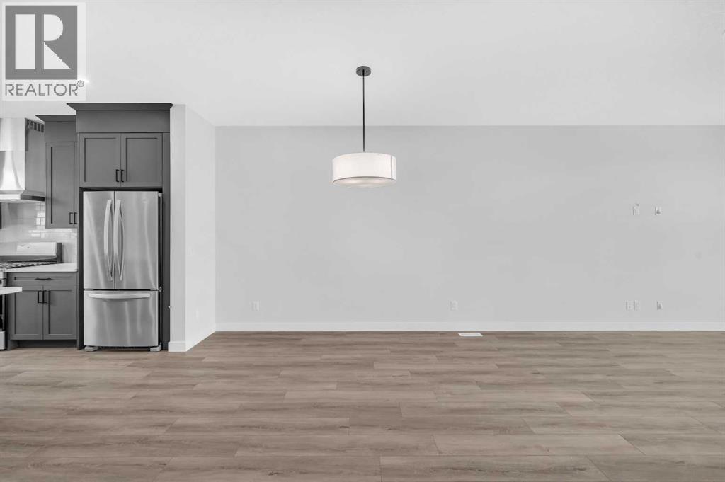 399 Hotchkiss Manor Se, Calgary, Alberta  T3S 0M9 - Photo 7 - A2350817