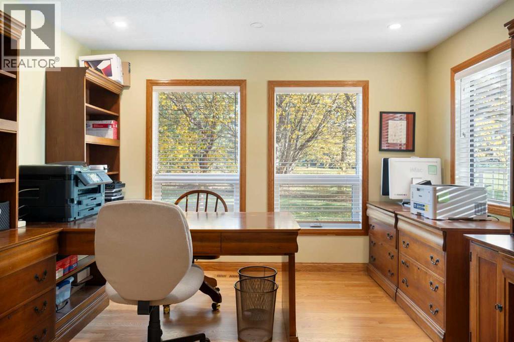 505 Bearspaw Village Ridge NW