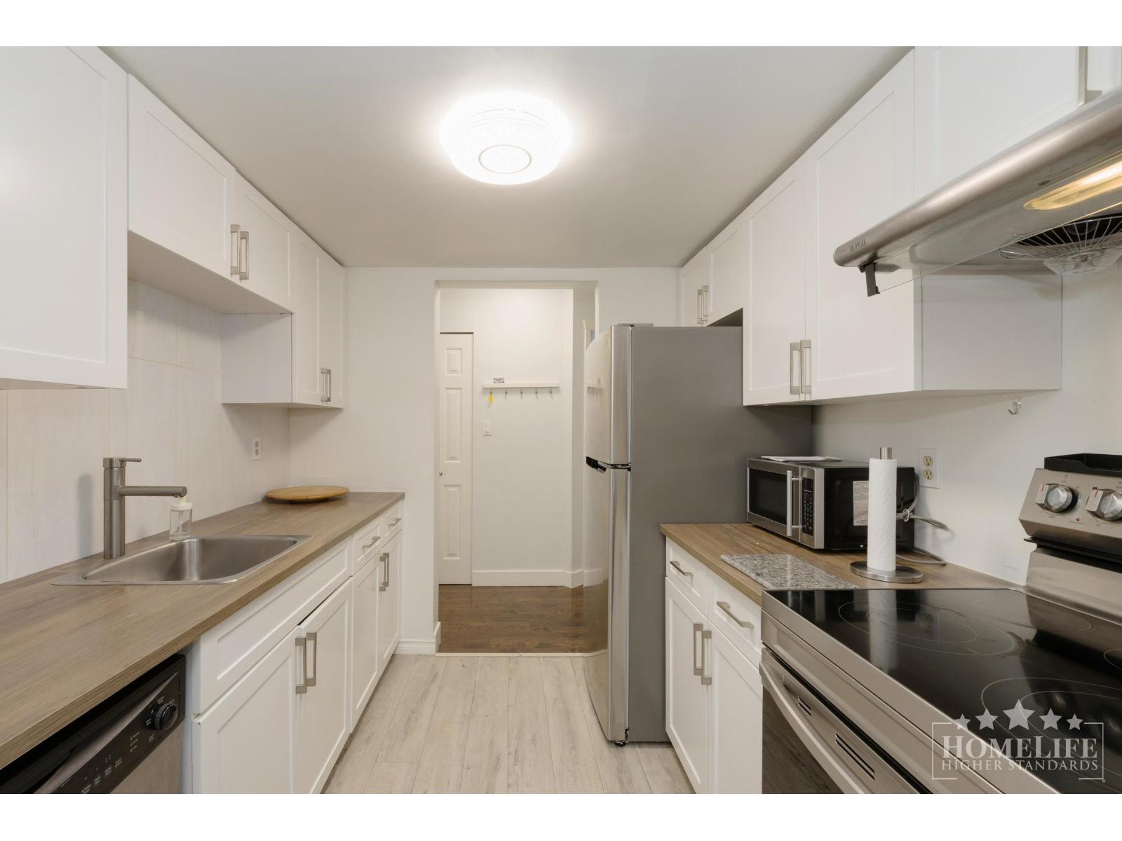 114 10644 151a Street, Surrey, British Columbia  V3R 8R3 - Photo 7 - R3174477