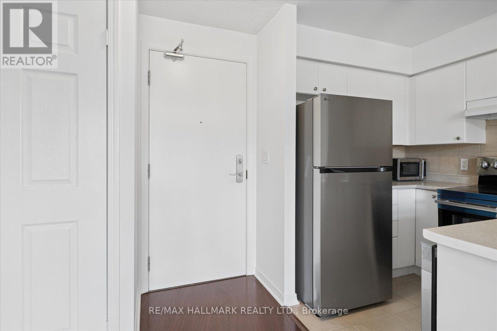 915 - 18 Valley Woods Road, Toronto, Ontario  M3A 0A1 - Photo 7 - C13886922