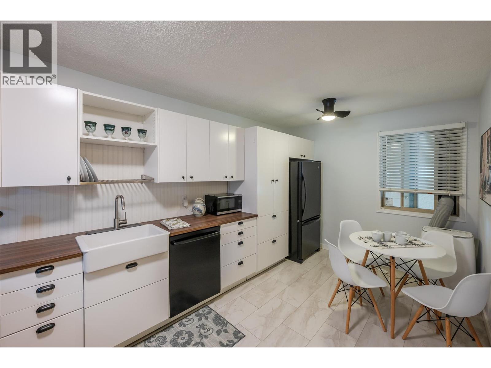 529 Co-Op Avenue Unit# 10, Oliver, BC V0H 1T0