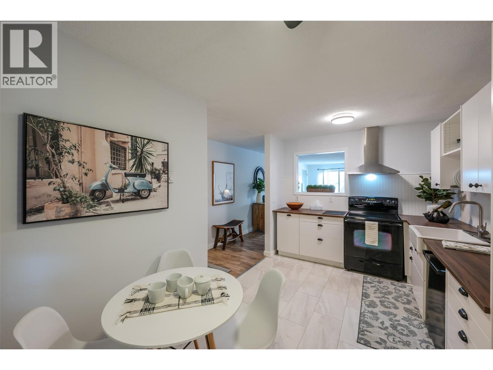 529 Co-Op Avenue Unit# 10, Oliver, BC V0H 1T0