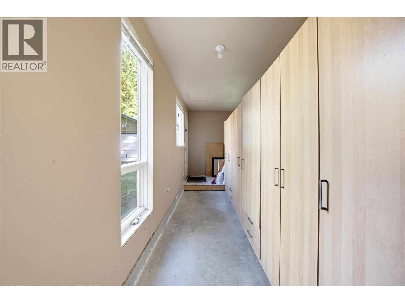 9020 Hummingbird Drive, Swansea Point, British Columbia  V0E 2K2 - Photo 34 - 10402995