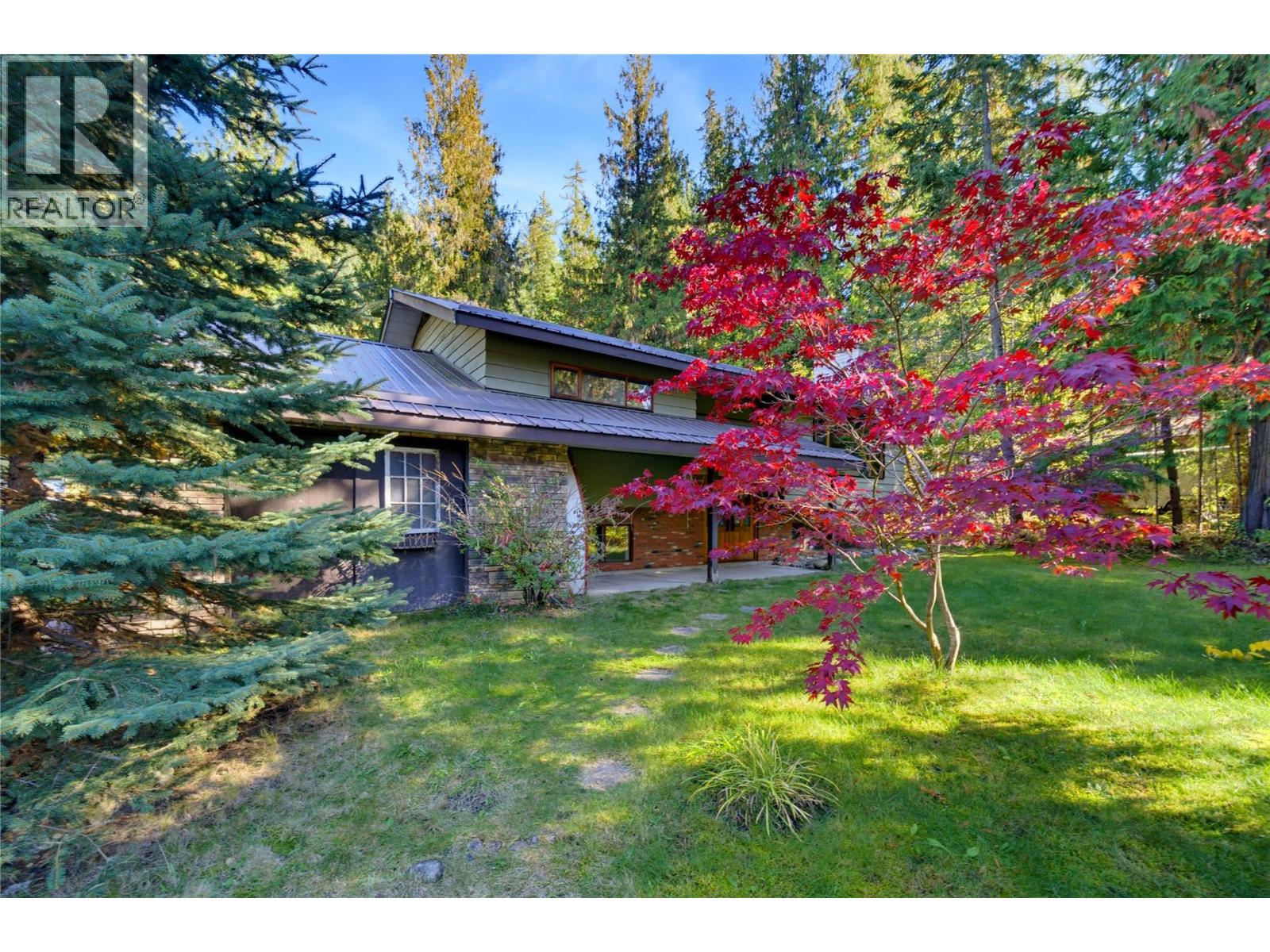 9020 Hummingbird Drive, Swansea Point, British Columbia  V0E 2K2 - Photo 57 - 10402995