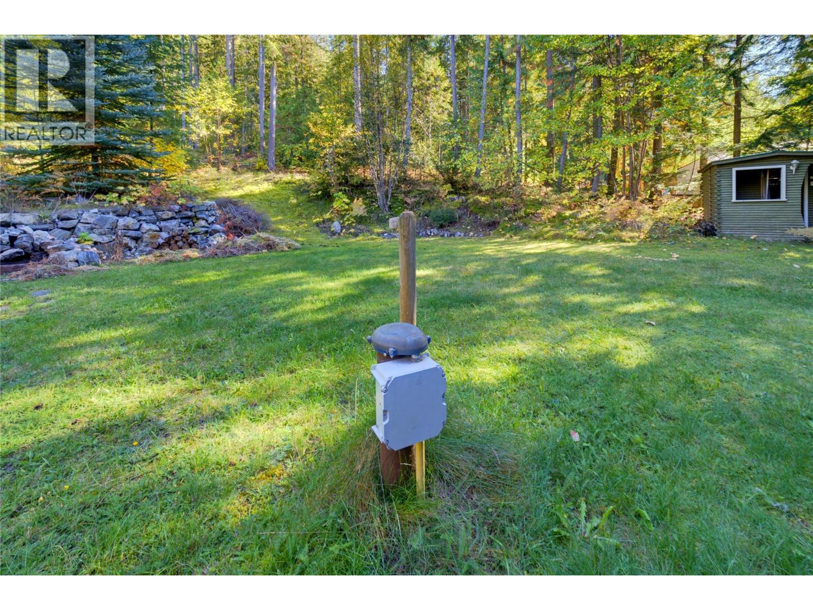 9020 Hummingbird Drive, Swansea Point, British Columbia  V0E 2K2 - Photo 52 - 10402995