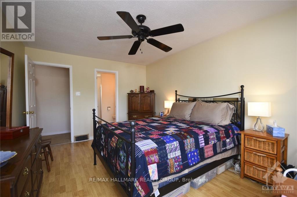417 Pauline Charron Place, Ottawa, Ontario  K1L 8L4 - Photo 15 - X13888712