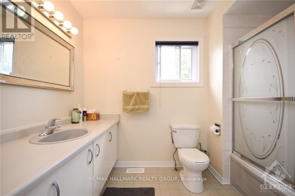 417 Pauline Charron Place, Ottawa, Ontario  K1L 8L4 - Photo 23 - X13888712