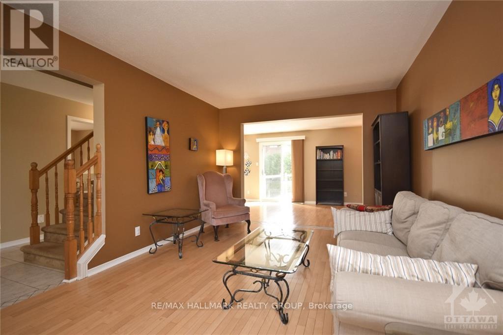 417 Pauline Charron Place, Ottawa, Ontario  K1L 8L4 - Photo 6 - X13888712
