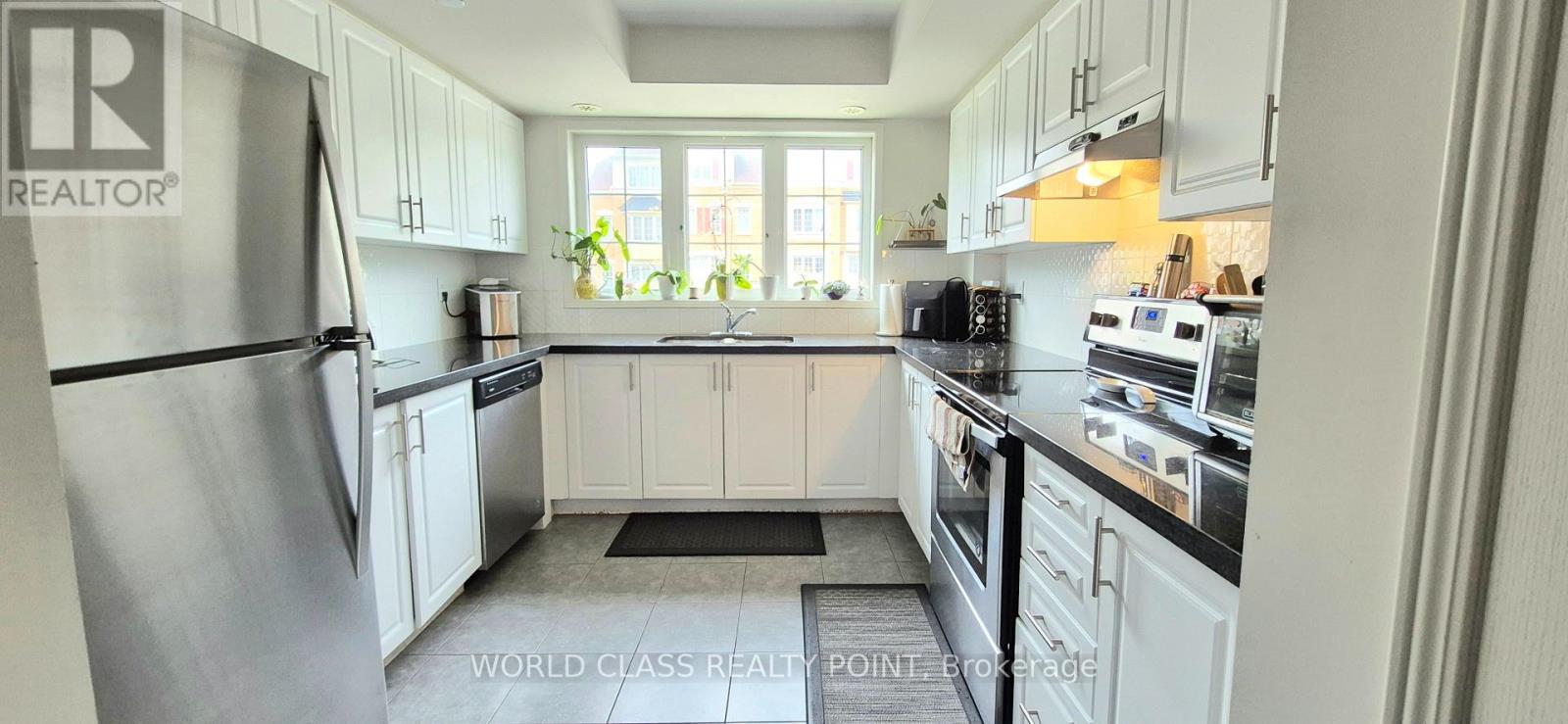 # 222 - 2458 ROSEDROP PATH, Oshawa, Ontario