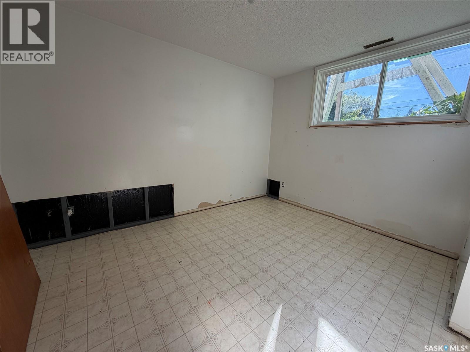 3347 3rd Avenue E, Carrot River, Saskatchewan  S0E 0L0 - Photo 13 - SK050921