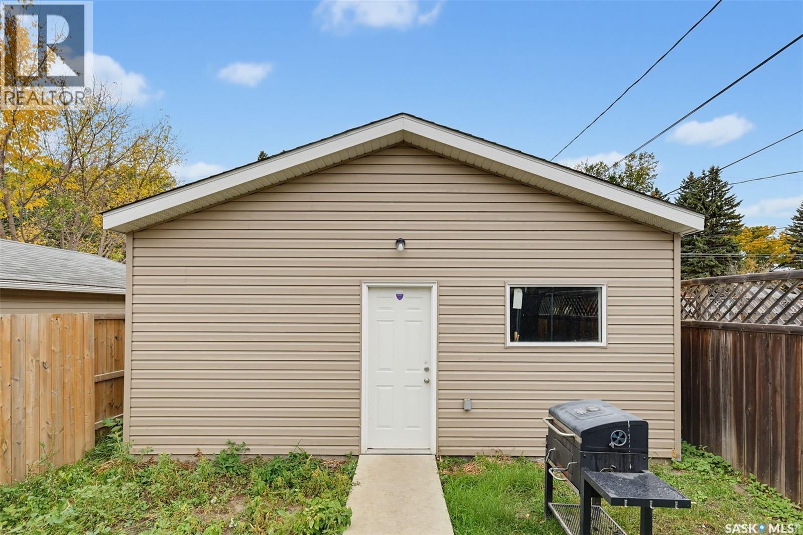 413 X Avenue S, Saskatoon, Saskatchewan  S7M 3H7 - Photo 41 - SK050861