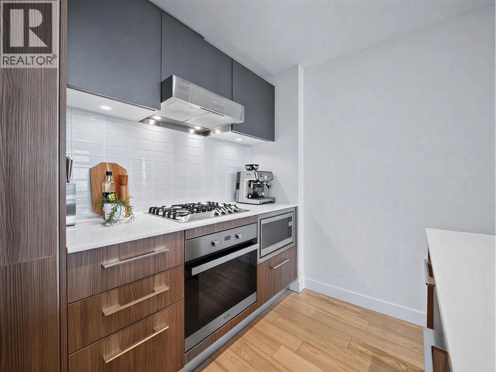 1005 4638 Gladstone Street, Vancouver, British Columbia  V5N 0G5 - Photo 11 - R3174479