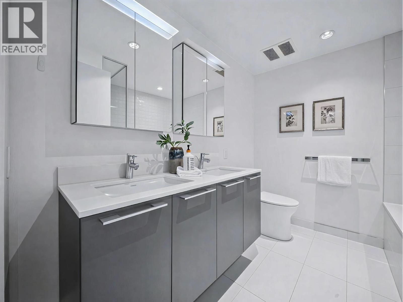 1005 4638 Gladstone Street, Vancouver, British Columbia  V5N 0G5 - Photo 18 - R3174479