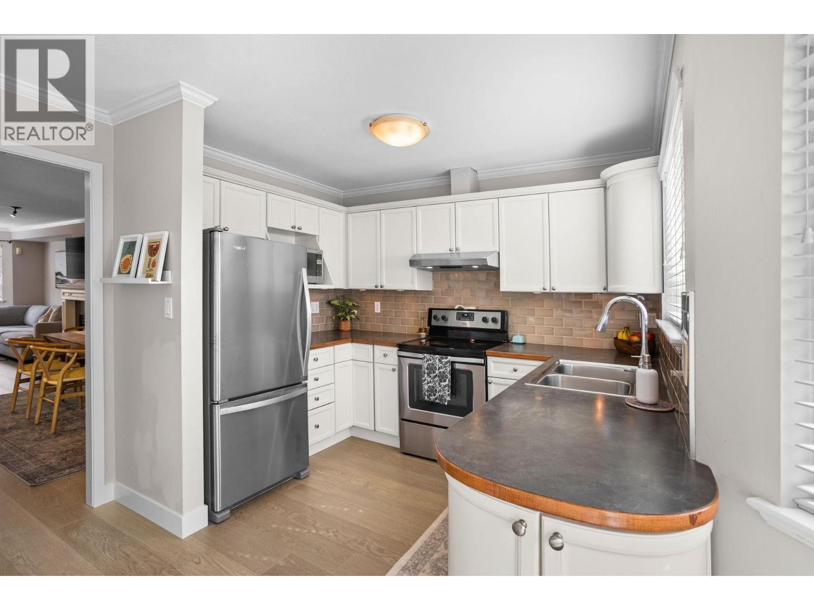 7 245 E 5th Street, North Vancouver, British Columbia  V7L 1L8 - Photo 11 - R3174480