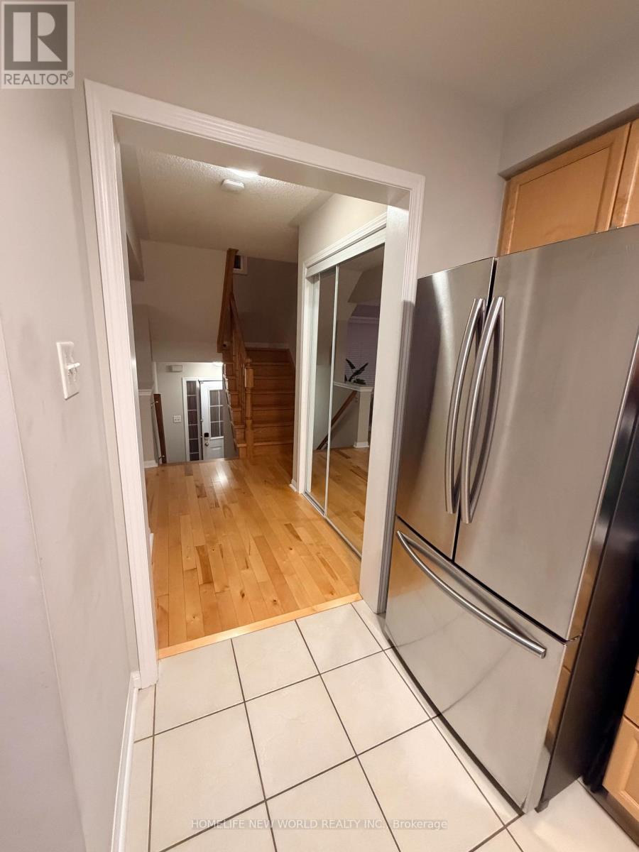 86 Seed House Lane, Halton Hills, Ontario  L7G 6K3 - Photo 6 - W13864982