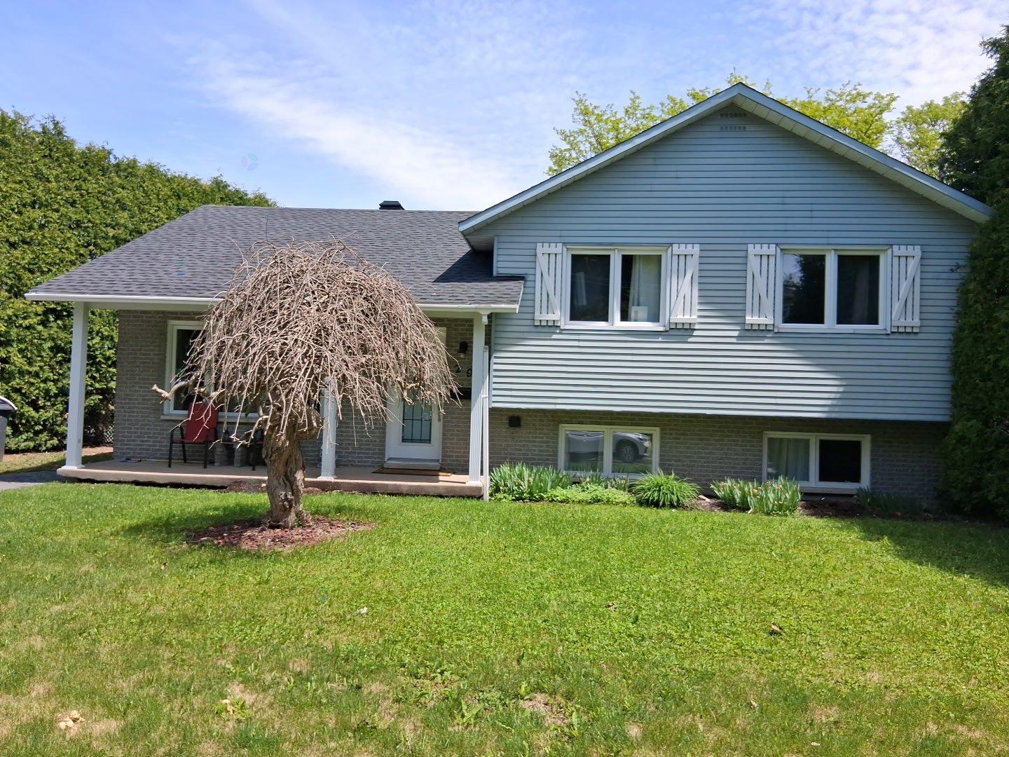 29 Rue Lafrance E. Saint-Basile-le-Grand Quebec Canada J6N1L5 2