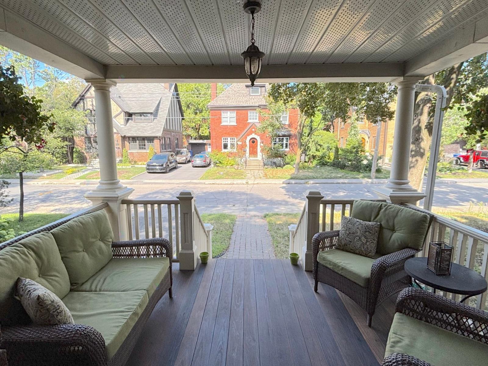 226 Av. Brock N. Montréal-Ouest Quebec Canada H4X2G3 4