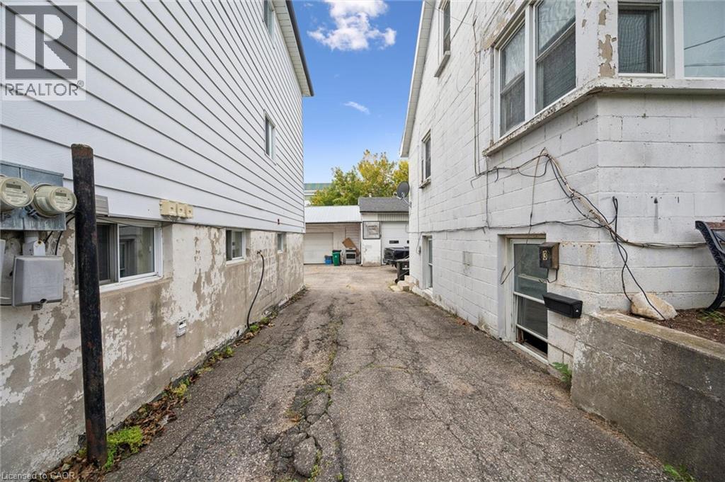 34 Jaffray Street, Cambridge, Ontario  N1R 3H9 - Photo 5 - 40869096