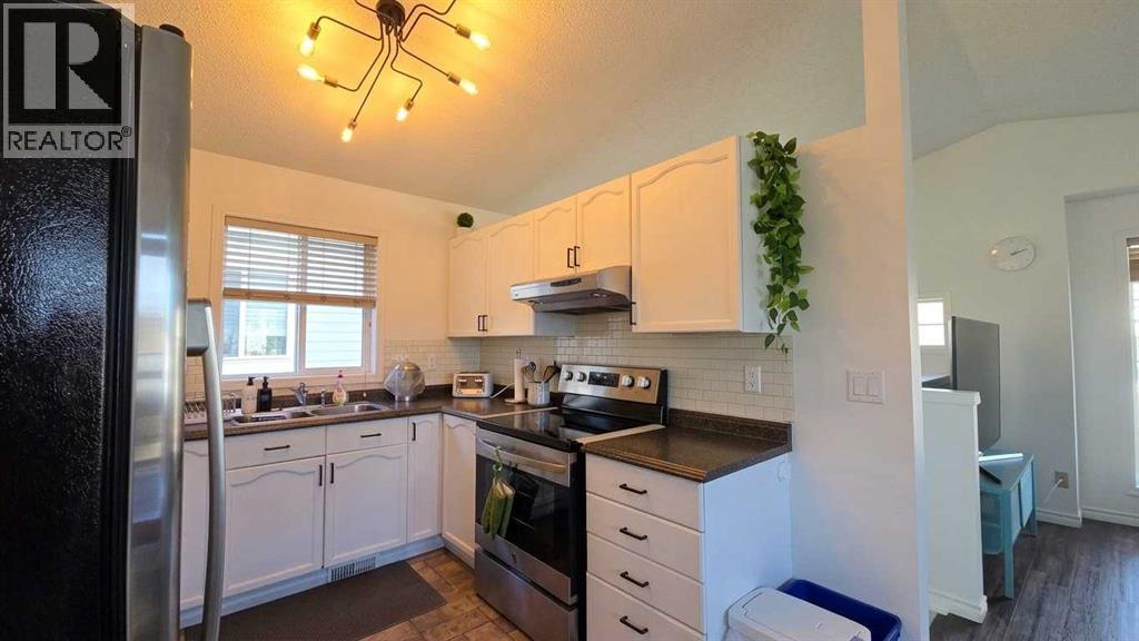 152 Coverton Close Ne, Calgary, Alberta  T2Y 4M3 - Photo 12 - A2348710