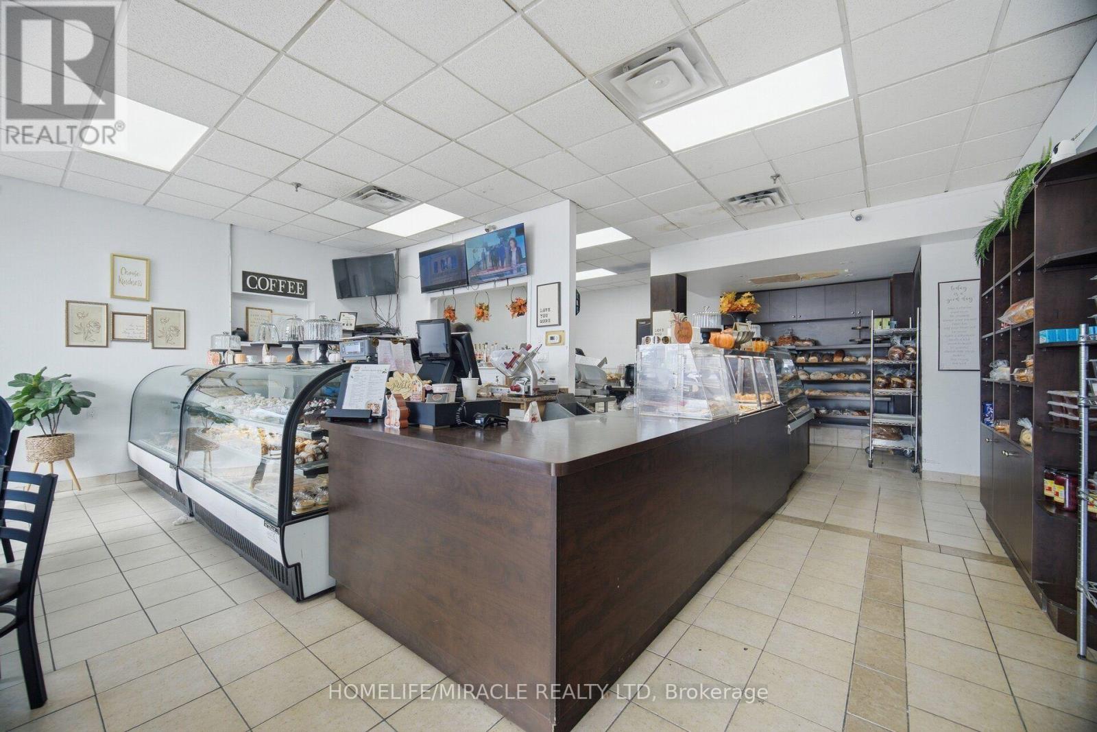 1 - 240 Clarence Street, Brampton, Ontario  L6W 1T4 - Photo 5 - W13897512
