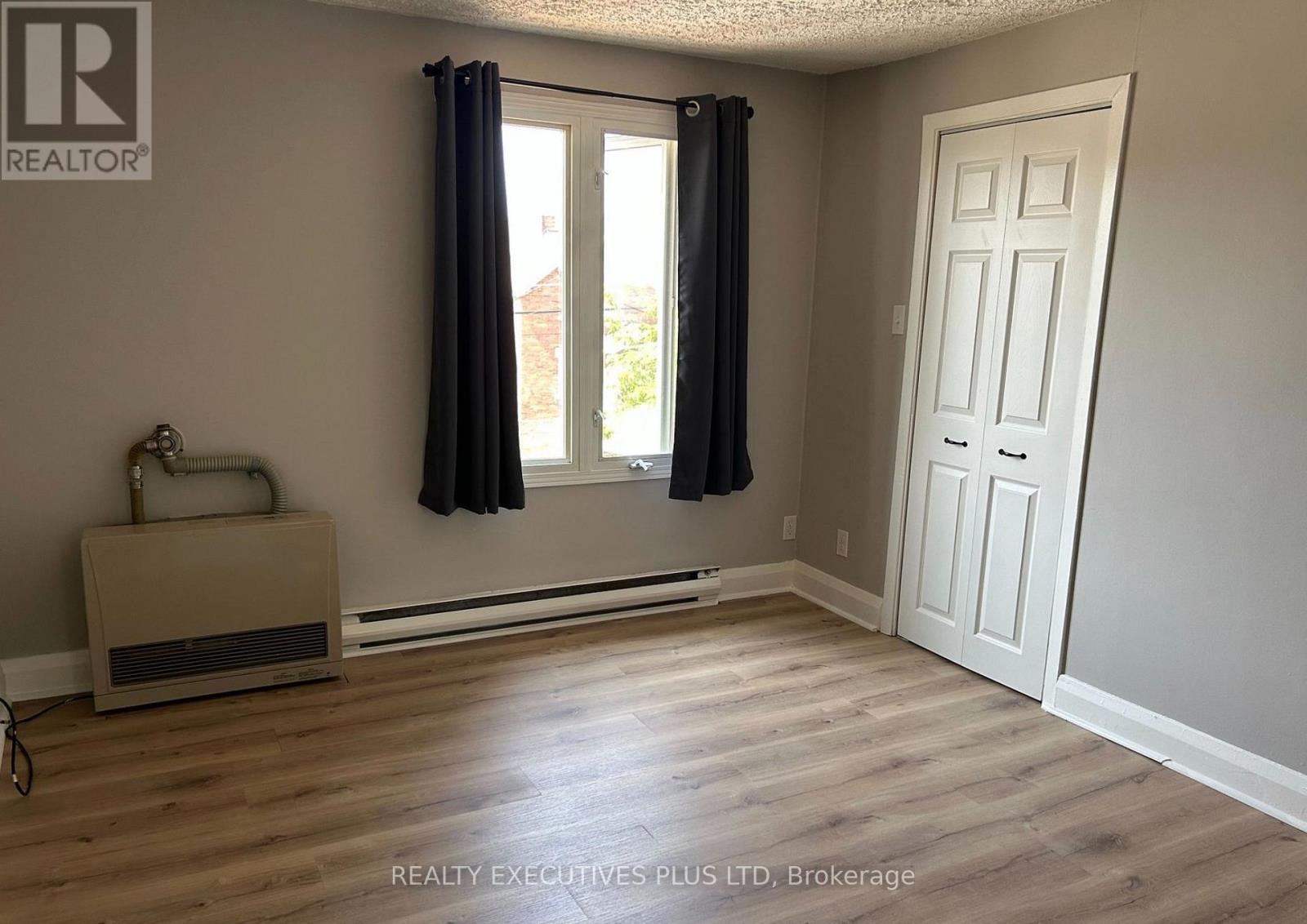840-842 Worthington Street E, North Bay, Ontario  P1B 1J4 - Photo 8 - X13897060