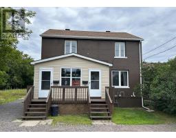 840-842 WORTHINGTON STREET E, North Bay, Ontario