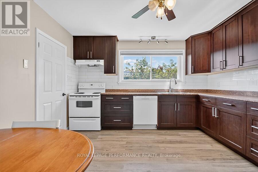 964 Connaught Avenue, Ottawa, Ontario  K2B 5M9 - Photo 6 - X13902624