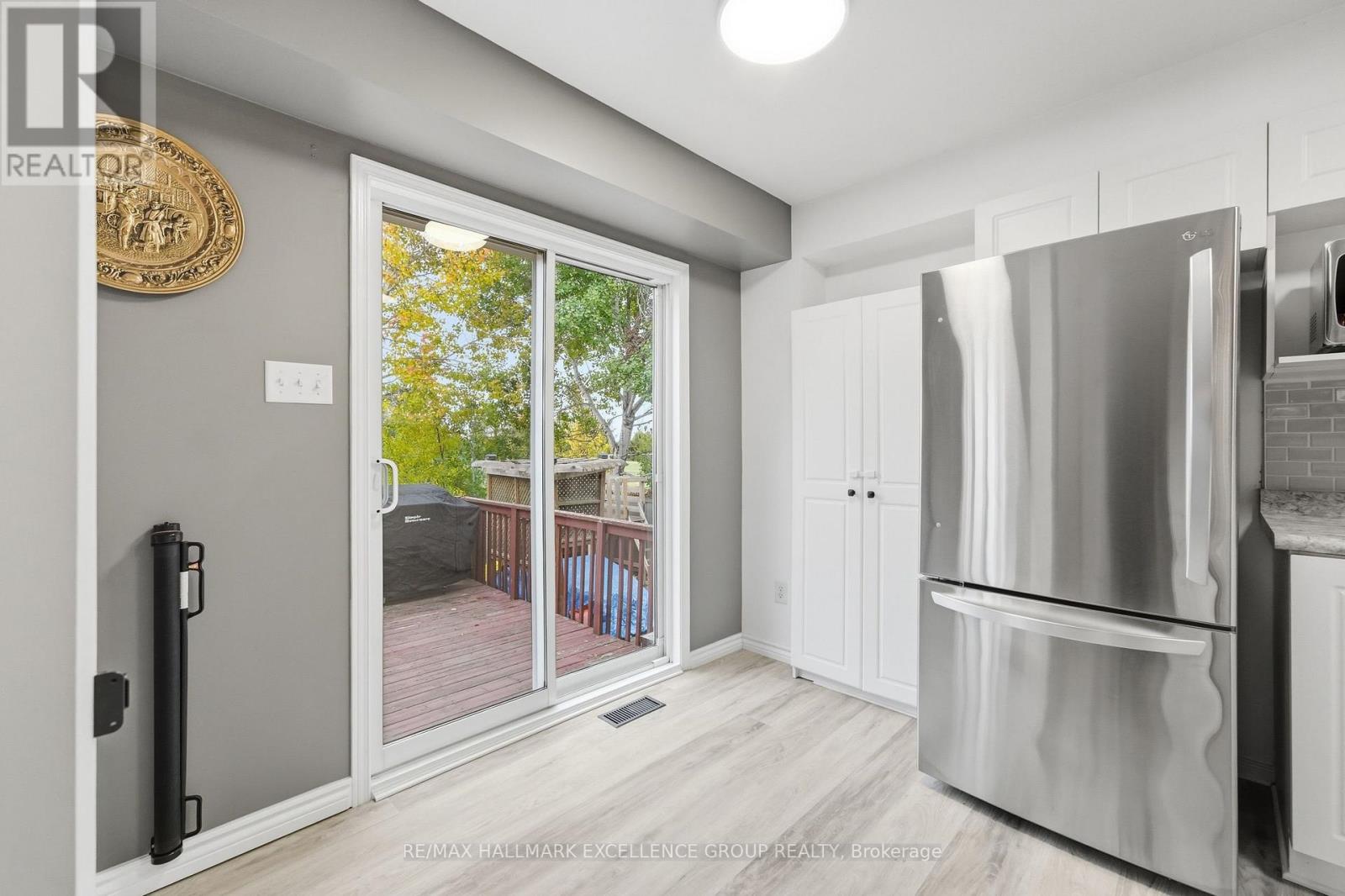 54 Carwood Circle, Ottawa, Ontario  K1K 4V4 - Photo 14 - X13902704