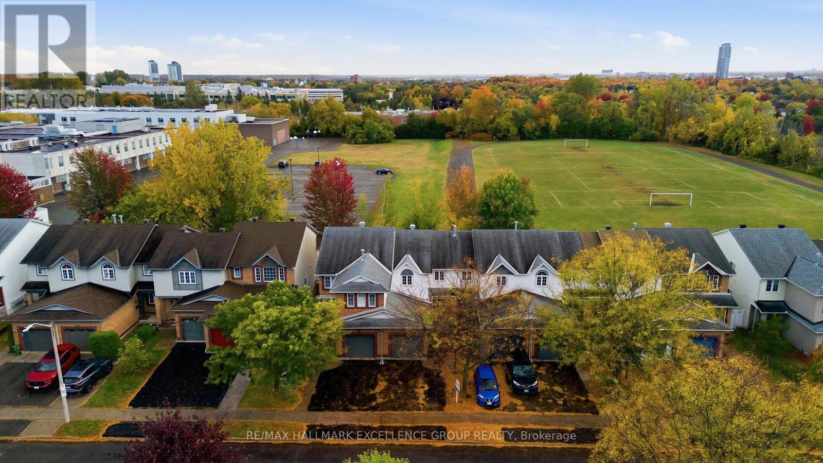 54 Carwood Circle, Ottawa, Ontario  K1K 4V4 - Photo 4 - X13902704