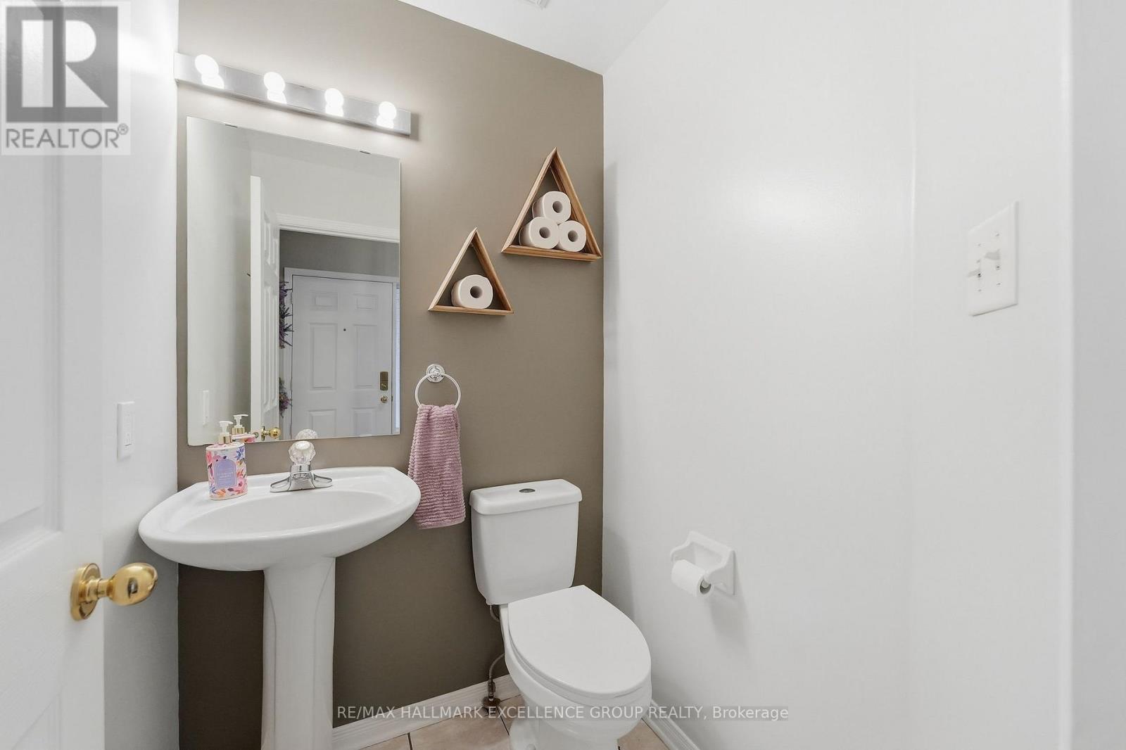 54 Carwood Circle, Ottawa, Ontario  K1K 4V4 - Photo 6 - X13902704