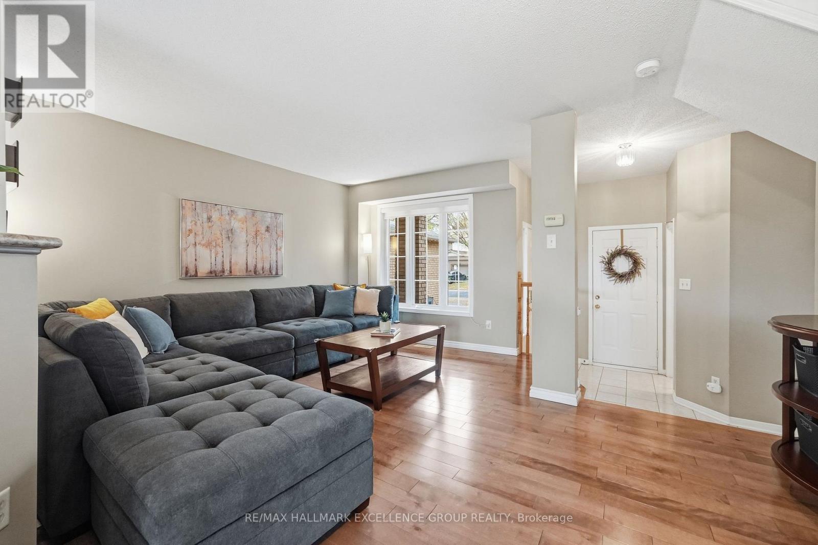 54 Carwood Circle, Ottawa, Ontario  K1K 4V4 - Photo 7 - X13902704